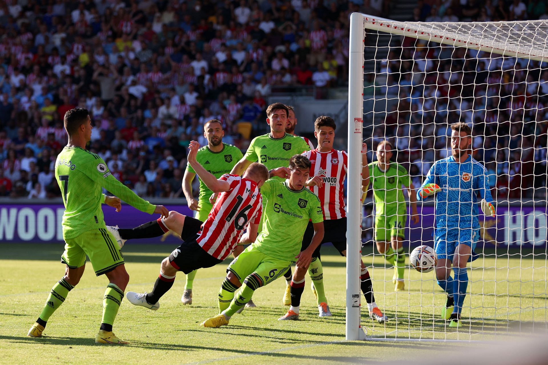 Ben Mee scoring Brentford's third goal v Manchester United - Premier League 2022/23